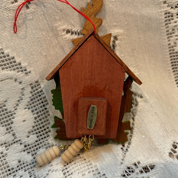 3 vintage wooden small ornaments Santa, cuckoo clock, rocking horse - Picture 6 of 6